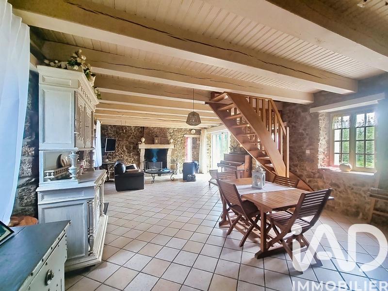 Maison de campagne - 100 m² - 3 pièces