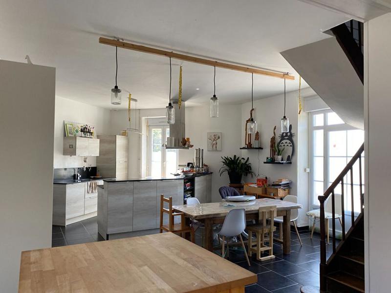 Maison - 239 m² - 6 pièces