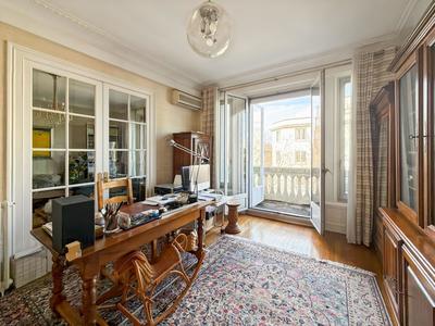 Appartement - 132 m² - 4 pièces