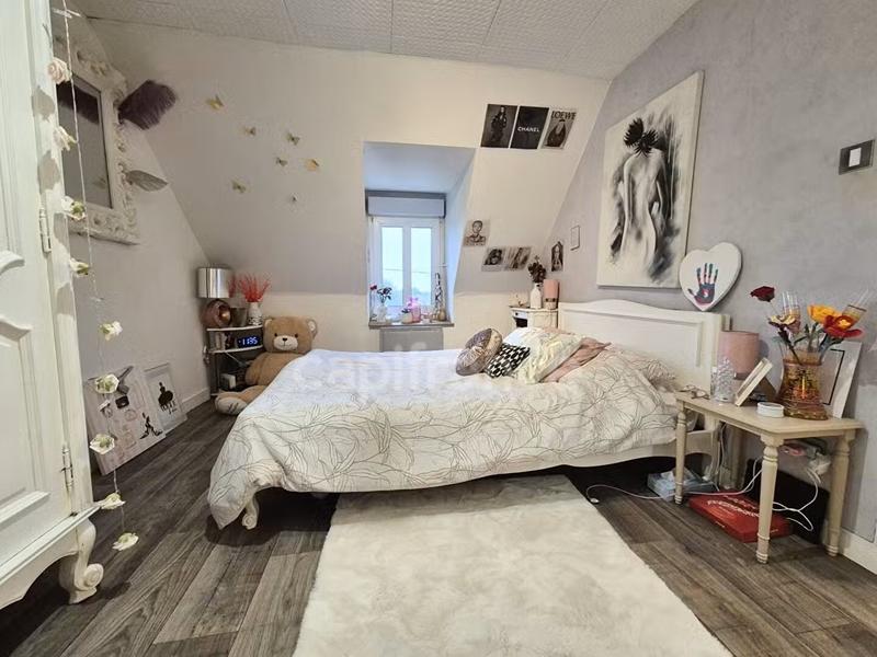 Propriété - 193 m² - 8 pièces