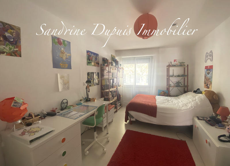 Appartement - 191 m² - 6 pièces