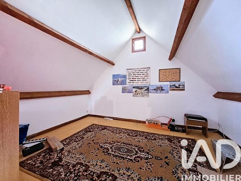 Maison - 202 m² - 5 pièces