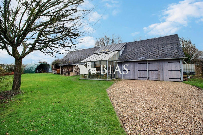 Maison - 143 m² - 5 pièces