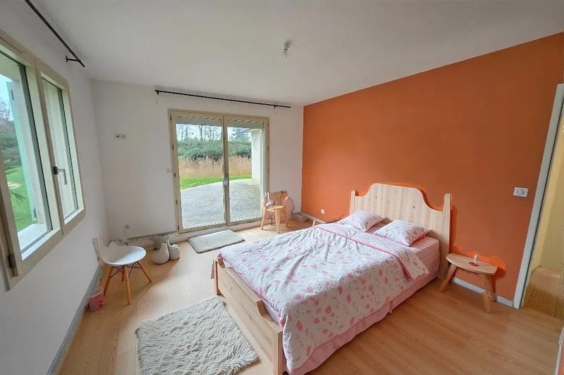 Maison - 206 m² - 7 pièces