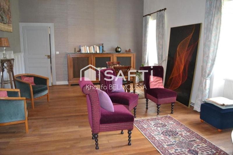 Château - 675 m² - 18 pièces