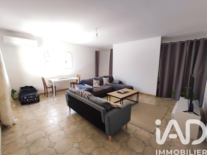 Maison - 265 m² - 9 pièces