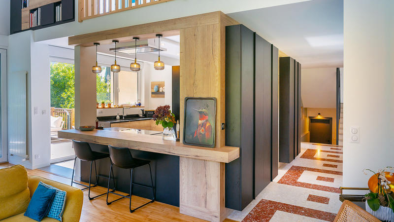 Maison - 210 m² - 7 pièces