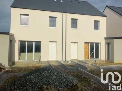 Maison - 83 m² - 4 pièces