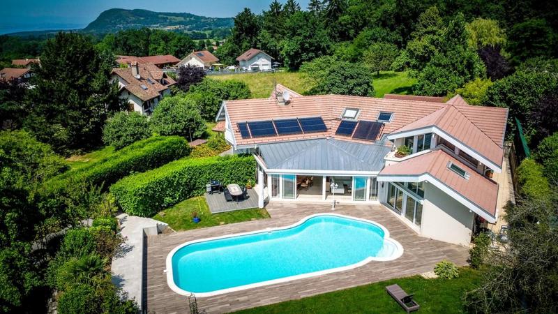 Propriété - 380 m² - 9 pièces