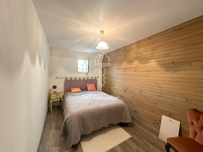 Maison - 376 m² - 14 pièces