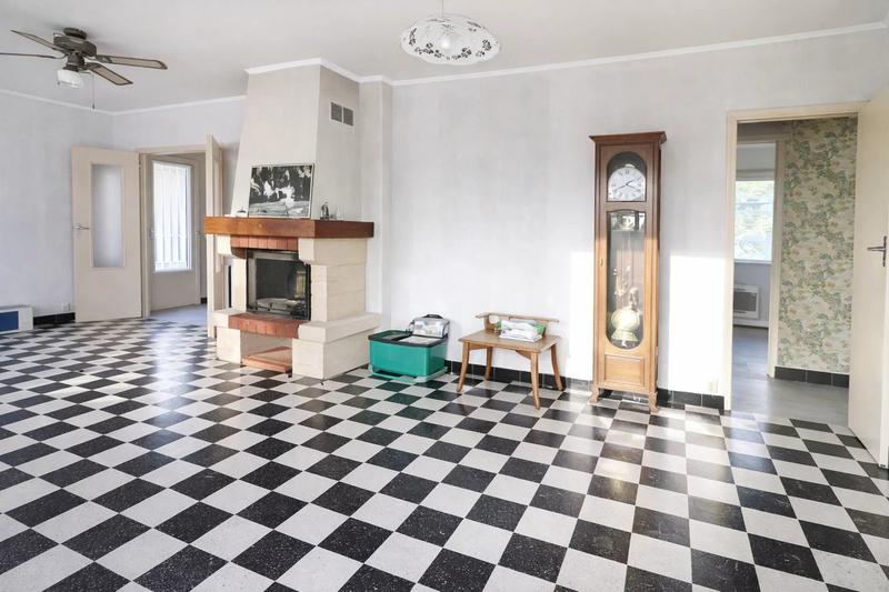 Maison - 95 m² - 5 pièces