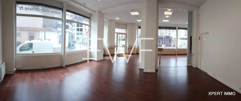 Local d'activité / Entrepôt - 170 m² - 8 pièces