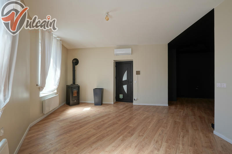 Maison - 170 m² - 3 pièces