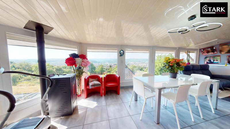 Maison - 169 m² - 6 pièces