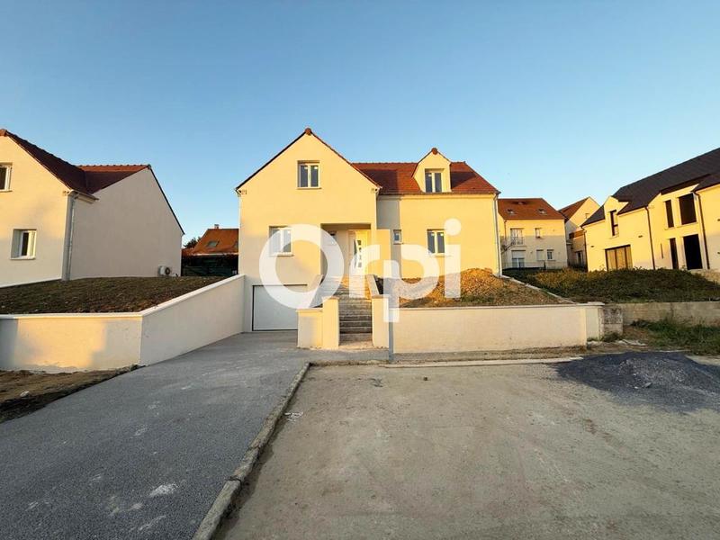 Maison - 140 m² - 6 pièces