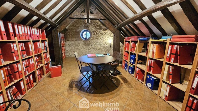 Maison - 181 m² - 6 pièces