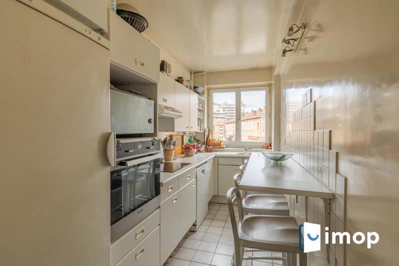 Appartement - 110 m² - 5 pièces