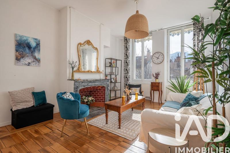 Appartement - 60 m² - 2 pièces