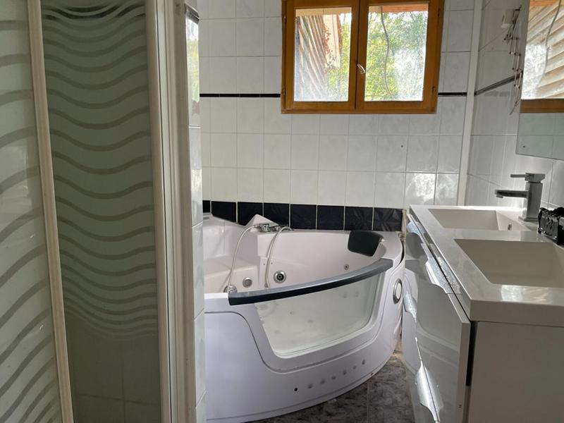 Maison - 191 m² - 8 pièces