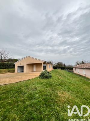 Maison - 102 m² - 5 pièces