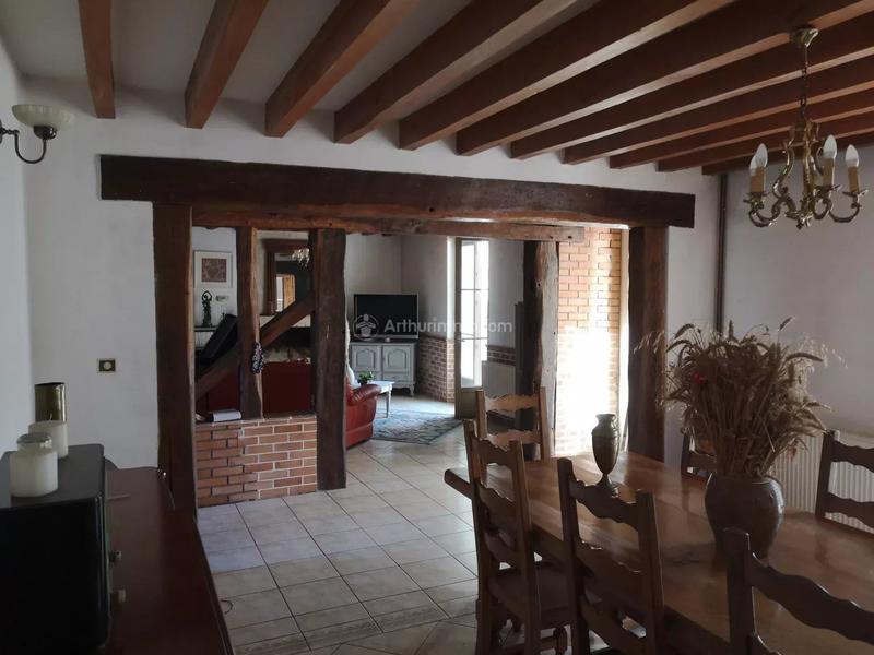 Maison - 220 m² - 9 pièces