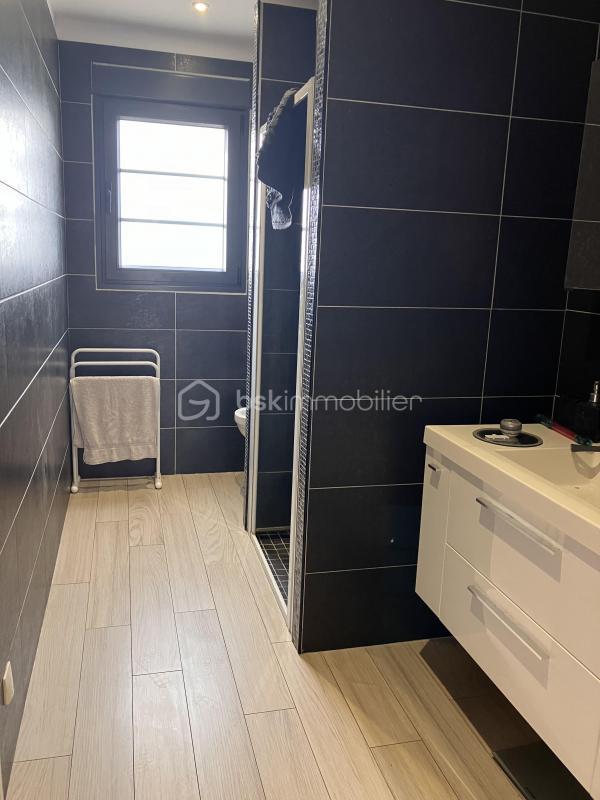 Villa - 185 m² - 7 pièces