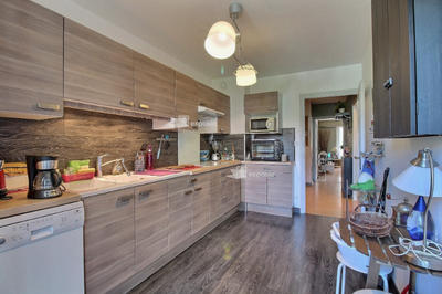 Appartement - 65 m² - 2 pièces