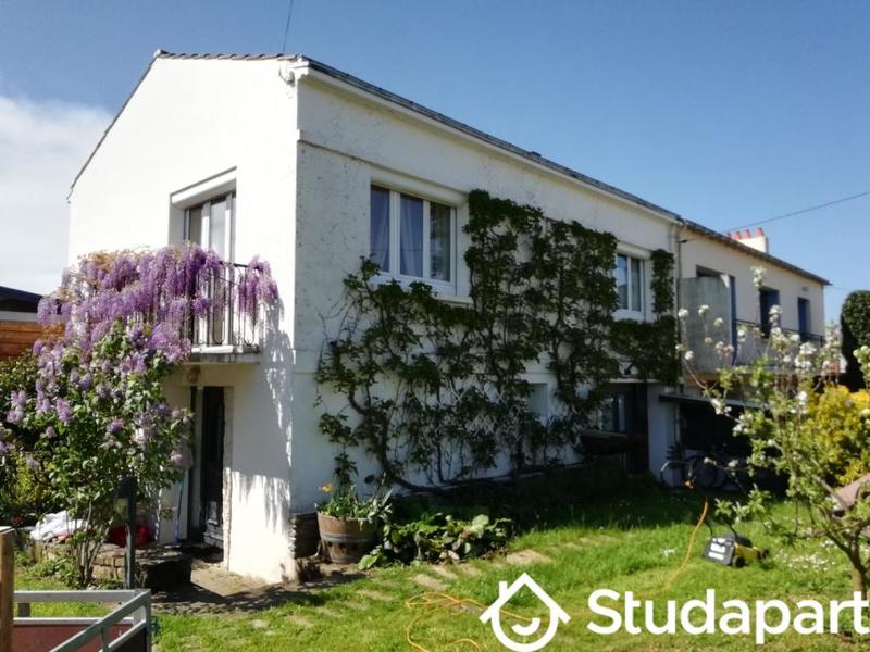 Chambre - 14 m² - 1 pièce