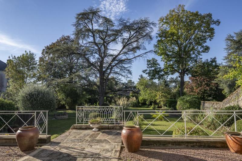 Hôtel particulier - 338 m² - 11 pièces