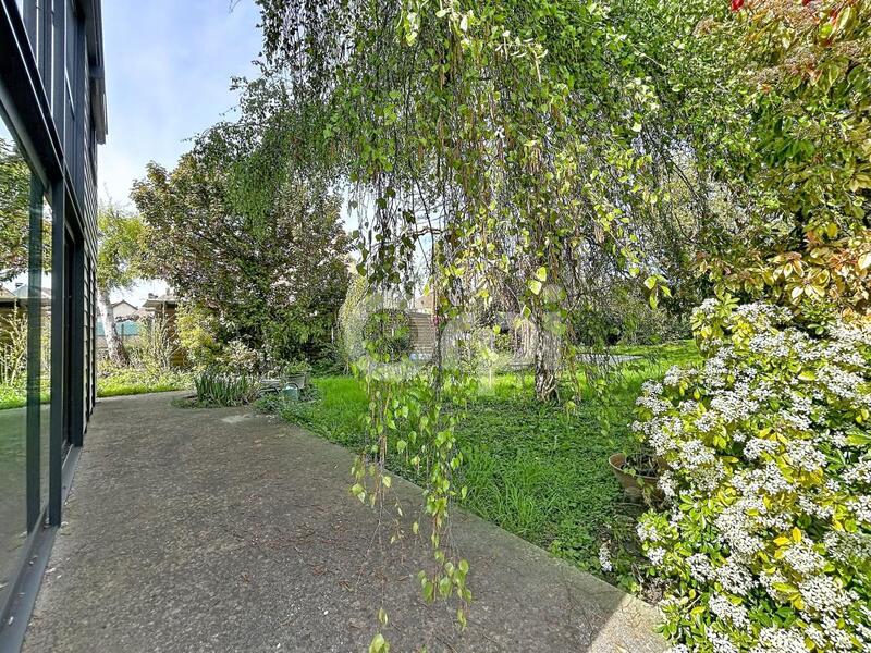 Maison - 108 m² - 6 pièces