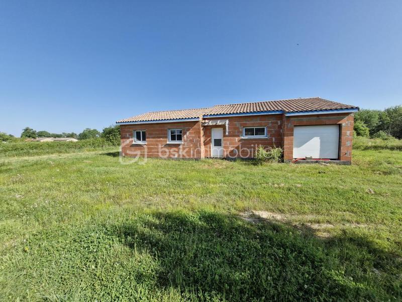 Maison traditionnelle - 100 m² - 4 pièces