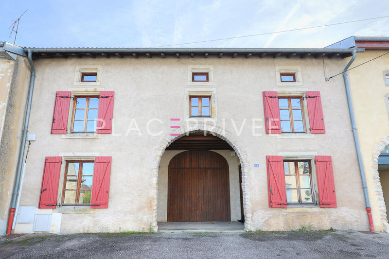 Maison - 375 m² - 10 pièces