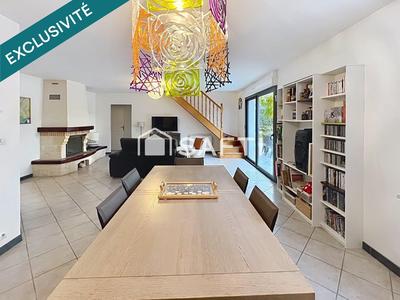 Maison - 141 m² - 6 pièces