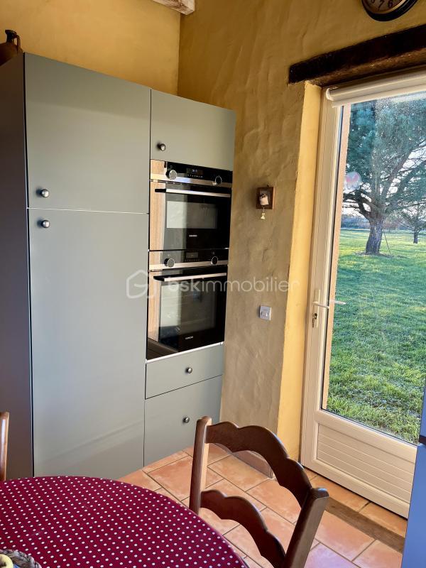 Maison en pierre - 215 m² - 10 pièces