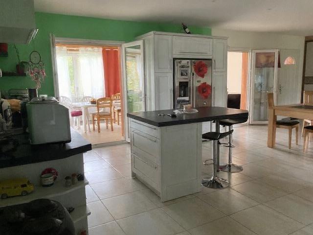 Maison - 196 m² - 3 pièces