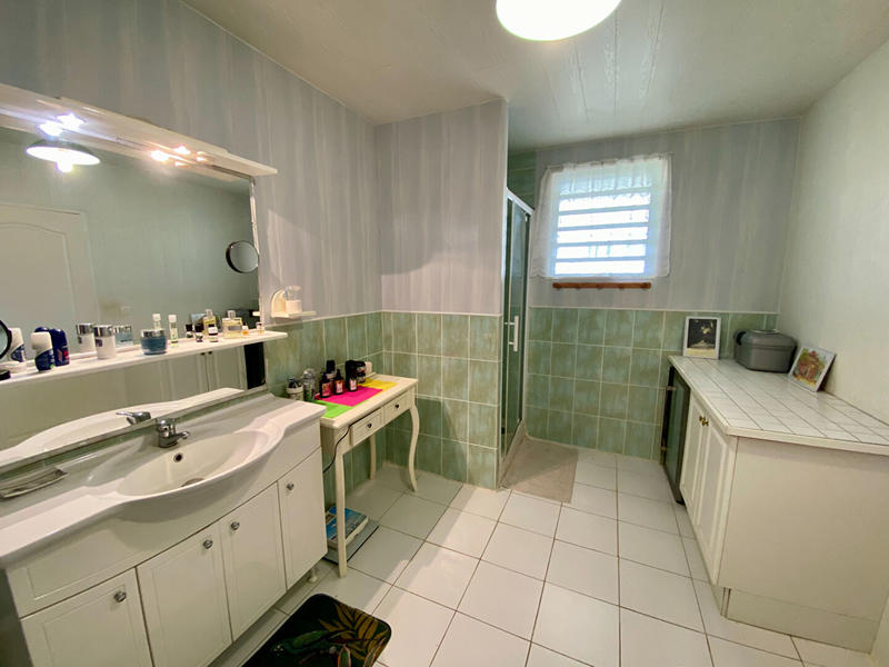 Maison - 163 m² - 5 pièces