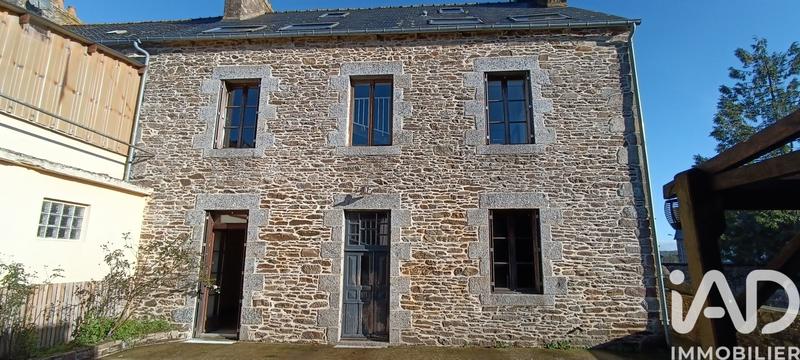 Maison - 206 m² - 8 pièces