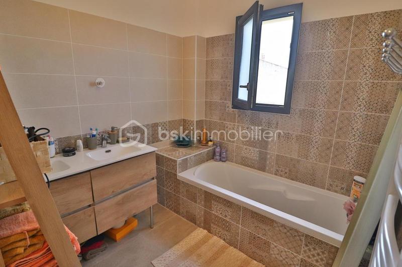 Villa - 105 m² - 4 pièces