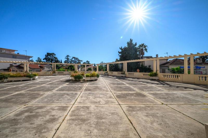 Appartement bourgeois - 125 m² - 5 pièces