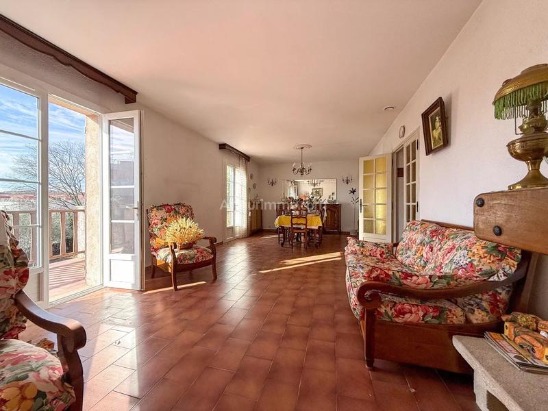 Maison - 179 m² - 6 pièces