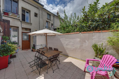 Maison - 120 m² - 8 pièces