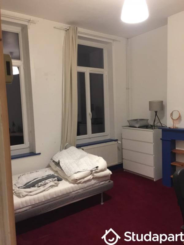 Chambre - 15 m² - 1 pièce
