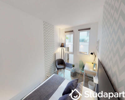 Chambre - 140 m² - 1 pièce