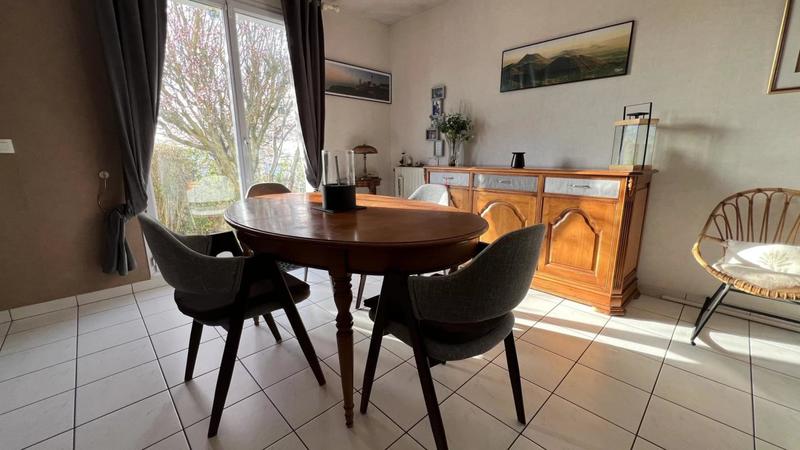Maison - 105 m² - 6 pièces