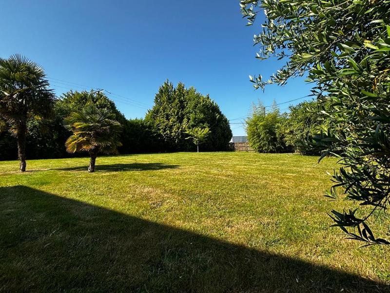 Maison - 210 m² - 6 pièces