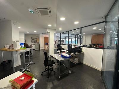 Local commercial - 190 m²