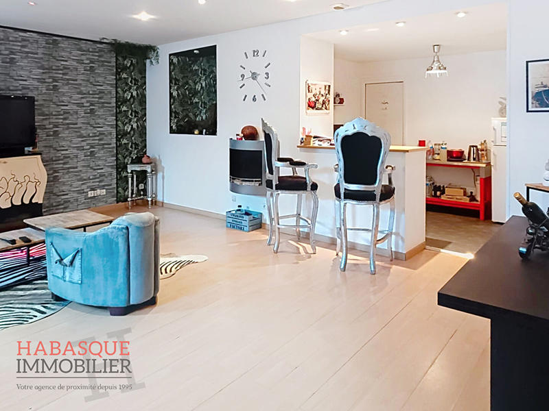 Appartement - 159 m² - 4 pièces