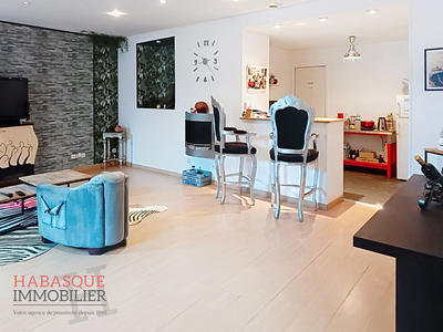 Appartement - 159 m² - 4 pièces