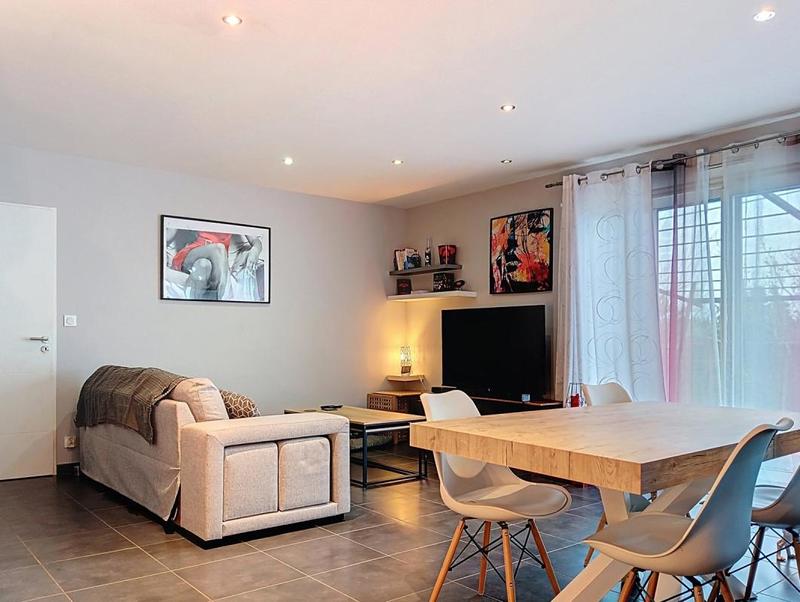 Maison - 95 m² - 4 pièces