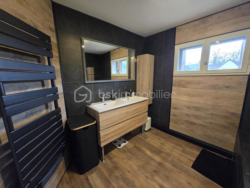 Maison de village - 94 m² - 3 pièces